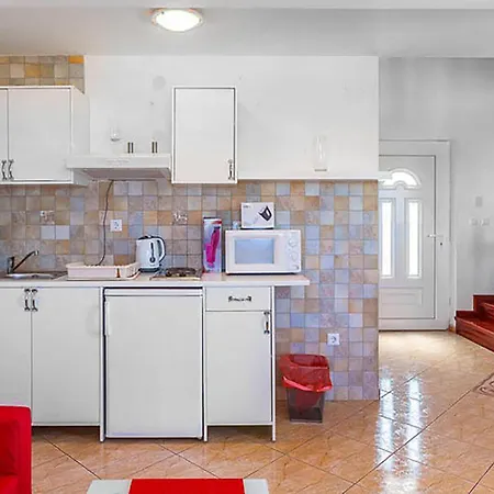 Appartement In 760 Medulin